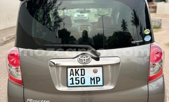 Buy Used Toyota Ractis Brown Car in Maputo in Maputo Buy Used Toyota Ractis Brown Car in Maputo in Maputo