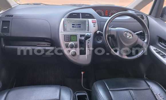 Comprar Usado Toyota Ractis Prata Carro em Maputo em Maputo Comprar Usado Toyota Ractis Prata Carro em Maputo em Maputo