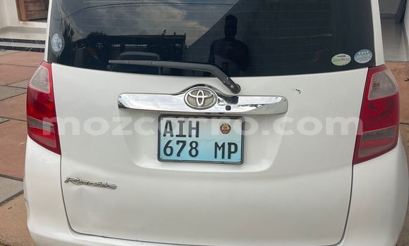 Comprar Usado Toyota Ractis Branco Carro em Maputo em Maputo Comprar Usado Toyota Ractis Branco Carro em Maputo em Maputo