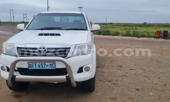 Buy Used Toyota Hilux White Car in Maputo in Maputo Buy Used Toyota Hilux White Car in Maputo in Maputo