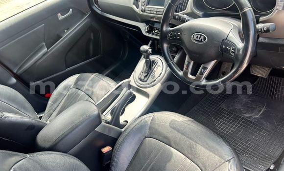 Nunua Ilio tumika Kia Sportage Nyekundu Gari ndani ya Maputo nchini Maputo Nunua Ilio tumika Kia Sportage Nyekundu Gari ndani ya Maputo nchini Maputo