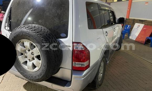 Buy Used Mitsubishi Pajero White Car in Maputo in Maputo Buy Used Mitsubishi Pajero White Car in Maputo in Maputo