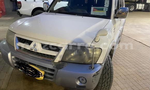 Buy Used Mitsubishi Pajero White Car in Maputo in Maputo Buy Used Mitsubishi Pajero White Car in Maputo in Maputo