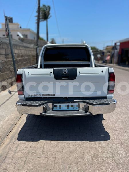 Big with watermark nissan hardbody maputo maputo 32900