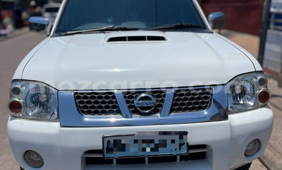 Nunua Ilio tumika Nissan Hardbody Nyeupe Gari ndani ya Maputo nchini Maputo Nunua Ilio tumika Nissan Hardbody Nyeupe Gari ndani ya Maputo nchini Maputo