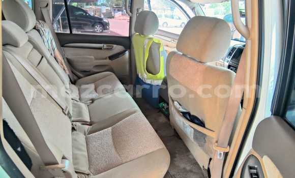 Tenga Tsaru Toyota Land Cruiser Prado Chena Mota in Maputo in Maputo Tenga Tsaru Toyota Land Cruiser Prado Chena Mota in Maputo in Maputo