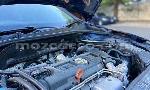 Nunua Ilio tumika Volkswagen Golf Bluu Gari ndani ya Maputo nchini Maputo Nunua Ilio tumika Volkswagen Golf Bluu Gari ndani ya Maputo nchini Maputo