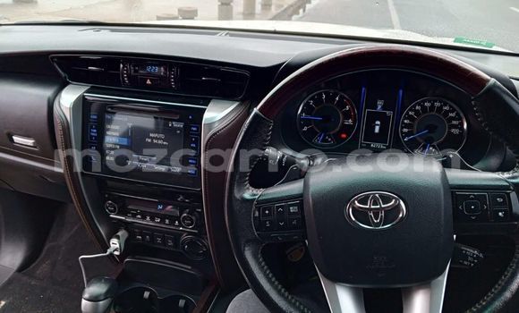 Comprar Usado Toyota Fortuner Branco Carro em Maputo em Maputo Comprar Usado Toyota Fortuner Branco Carro em Maputo em Maputo
