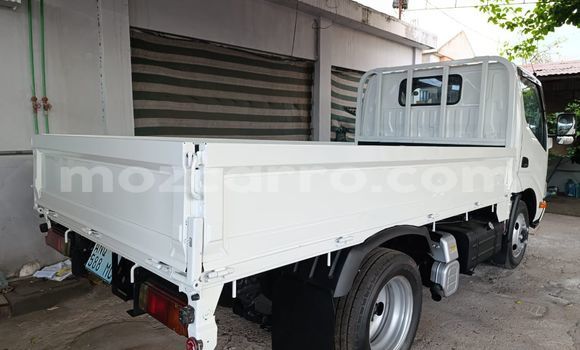 Nunua Mpya Toyota Dyna Nyeupe Gari ndani ya Maputo nchini Maputo Nunua Mpya Toyota Dyna Nyeupe Gari ndani ya Maputo nchini Maputo