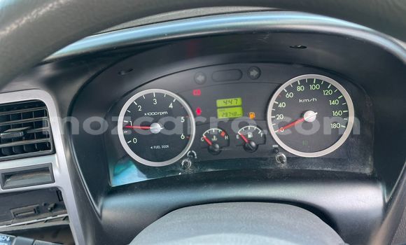 Comprar Usado Hyundai H1 Branco Carro em Maputo em Maputo Comprar Usado Hyundai H1 Branco Carro em Maputo em Maputo