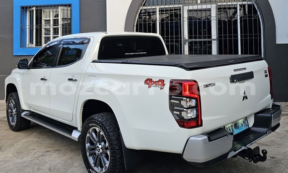 Comprar Novo Mitsubishi Triton Branco Carro em Maputo em Maputo Comprar Novo Mitsubishi Triton Branco Carro em Maputo em Maputo