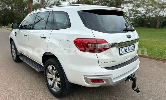Nunua Ilio tumika Ford Everest Nyeupe Gari ndani ya Maputo nchini Maputo Nunua Ilio tumika Ford Everest Nyeupe Gari ndani ya Maputo nchini Maputo