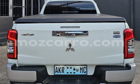 Buy Used Mitsubishi Triton White Car in Maputo in Maputo Buy Used Mitsubishi Triton White Car in Maputo in Maputo