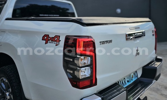 Buy Used Mitsubishi Triton White Car in Maputo in Maputo Buy Used Mitsubishi Triton White Car in Maputo in Maputo