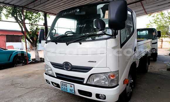 Nunua Mpya Toyota Dyna Nyeupe Gari ndani ya Maputo nchini Maputo Nunua Mpya Toyota Dyna Nyeupe Gari ndani ya Maputo nchini Maputo