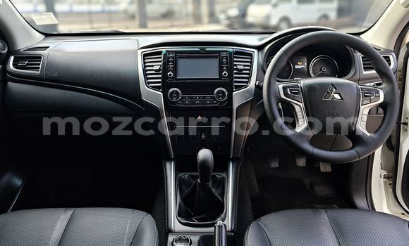 Nunua Mpya Mitsubishi Triton Nyeupe Gari ndani ya Maputo nchini Maputo Nunua Mpya Mitsubishi Triton Nyeupe Gari ndani ya Maputo nchini Maputo