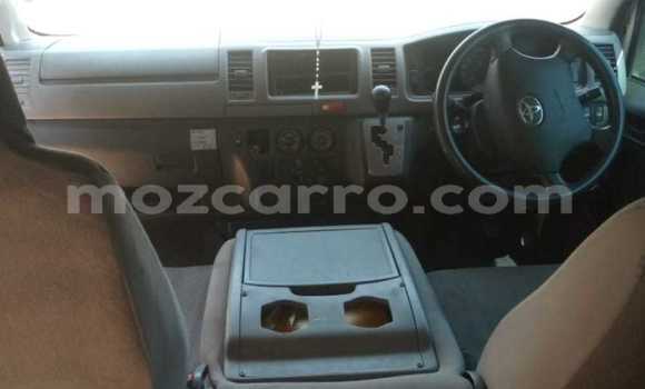 Nunua Ilio tumika Toyota Hiace Nyeupe Gari ndani ya Maputo nchini Maputo Nunua Ilio tumika Toyota Hiace Nyeupe Gari ndani ya Maputo nchini Maputo