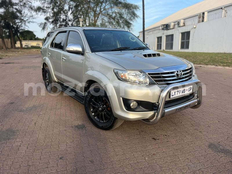 Big with watermark toyota fortuner maputo maputo 32950