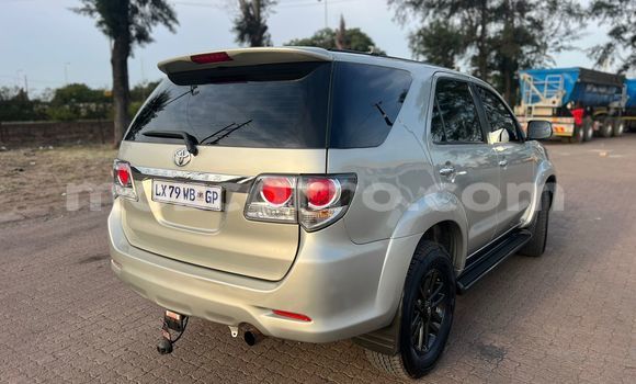 Nunua Ilio tumika Toyota Fortuner Nyingine Gari ndani ya Maputo nchini Maputo Nunua Ilio tumika Toyota Fortuner Nyingine Gari ndani ya Maputo nchini Maputo