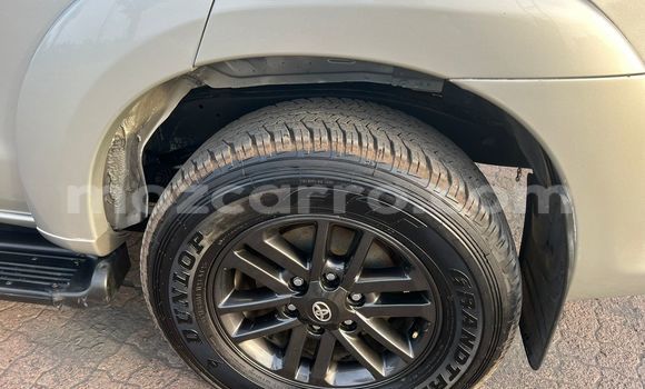 Nunua Ilio tumika Toyota Fortuner Nyingine Gari ndani ya Maputo nchini Maputo Nunua Ilio tumika Toyota Fortuner Nyingine Gari ndani ya Maputo nchini Maputo