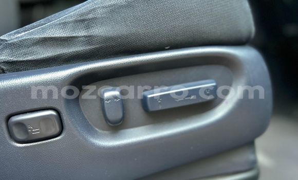 Nunua Ilio tumika Honda CR-V Nyeusi Gari ndani ya Maputo nchini Maputo Nunua Ilio tumika Honda CR-V Nyeusi Gari ndani ya Maputo nchini Maputo