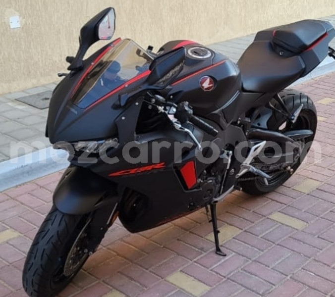 Big with watermark honda cbr 1000 rr maputo maputo 32957