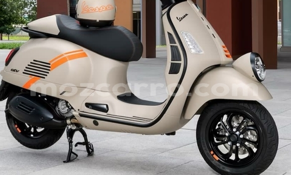 Buy Used Vespa GTV Beige Bike in Maputo in Maputo