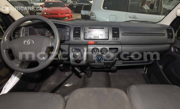 Comprar Importar Toyota Hiace Branco Carro em Import - Dubai em Cabo Delgado Comprar Importar Toyota Hiace Branco Carro em Import - Dubai em Cabo Delgado