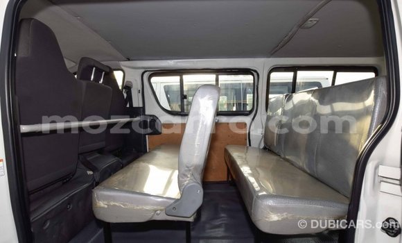 Comprar Importar Toyota Hiace Branco Carro em Import - Dubai em Cabo Delgado Comprar Importar Toyota Hiace Branco Carro em Import - Dubai em Cabo Delgado