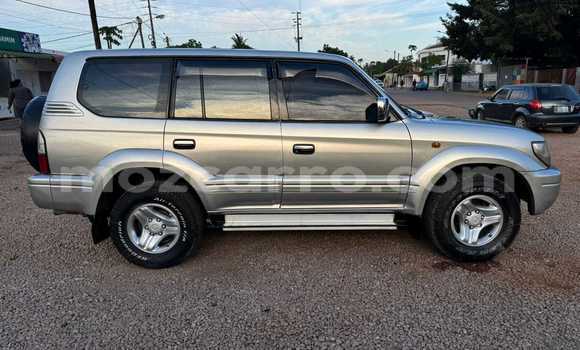 Tenga Tsaru Toyota Land Cruiser Prado Zvimwe Mota in Maputo in Maputo Tenga Tsaru Toyota Land Cruiser Prado Zvimwe Mota in Maputo in Maputo
