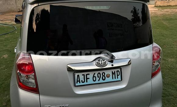 Nunua Ilio tumika Toyota Ractis Fedha Gari ndani ya Maputo nchini Maputo Nunua Ilio tumika Toyota Ractis Fedha Gari ndani ya Maputo nchini Maputo