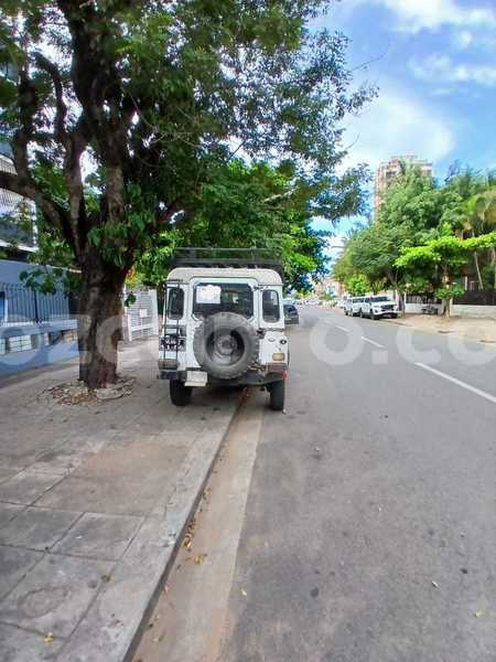 Big with watermark land rover defender maputo maputo 32990