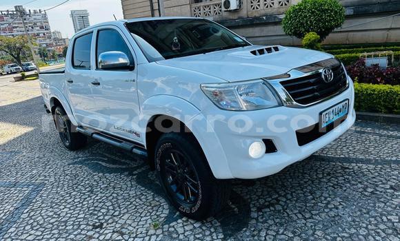 Comprar Usado Toyota Hilux Branco Carro em Maputo em Maputo Comprar Usado Toyota Hilux Branco Carro em Maputo em Maputo