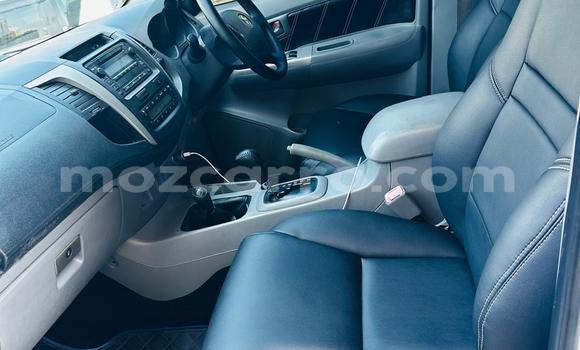 Comprar Usado Toyota Hilux Branco Carro em Maputo em Maputo Comprar Usado Toyota Hilux Branco Carro em Maputo em Maputo