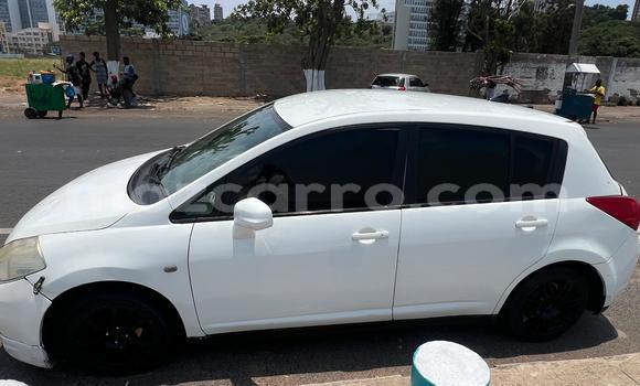 Comprar Usado Nissan Tiida Branco Carro em Maputo em Maputo Comprar Usado Nissan Tiida Branco Carro em Maputo em Maputo