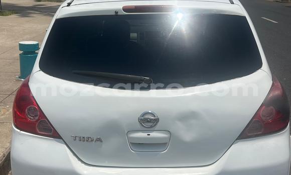 Comprar Usado Nissan Tiida Branco Carro em Maputo em Maputo Comprar Usado Nissan Tiida Branco Carro em Maputo em Maputo