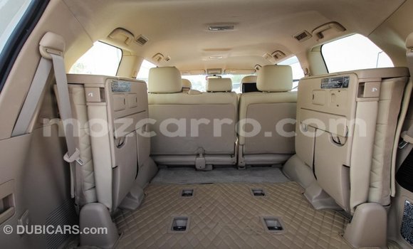 Comprar Importar Toyota Land Cruiser Branco Carro em Import - Dubai em Cabo Delgado Comprar Importar Toyota Land Cruiser Branco Carro em Import - Dubai em Cabo Delgado