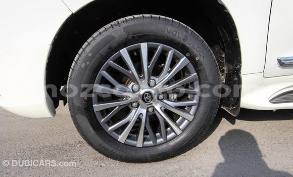 Comprar Importar Toyota Land Cruiser Branco Carro em Import - Dubai em Cabo Delgado Comprar Importar Toyota Land Cruiser Branco Carro em Import - Dubai em Cabo Delgado
