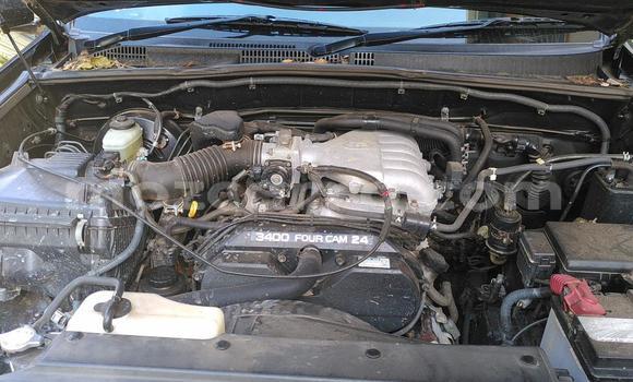 Nunua Ilio tumika Toyota Land Cruiser Prado Bluu Gari ndani ya Maputo nchini Maputo Nunua Ilio tumika Toyota Land Cruiser Prado Bluu Gari ndani ya Maputo nchini Maputo