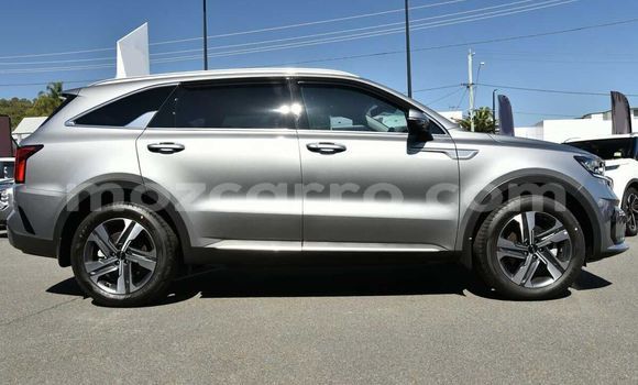 Nunua Ilio tumika Kia Sorento Fedha Gari ndani ya Maputo nchini Maputo Nunua Ilio tumika Kia Sorento Fedha Gari ndani ya Maputo nchini Maputo