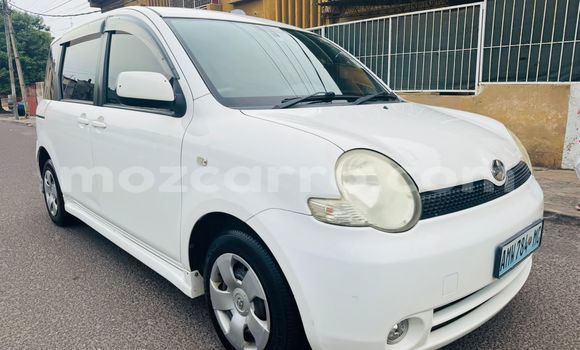 Tenga Tsaru Toyota Sienta Chena Mota in Maputo in Maputo Tenga Tsaru Toyota Sienta Chena Mota in Maputo in Maputo