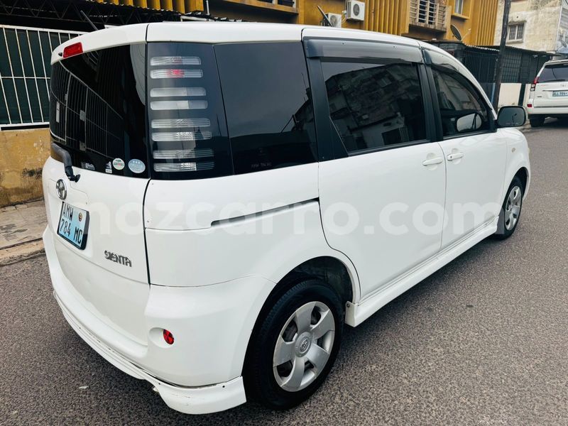 Big with watermark toyota sienta maputo maputo 33023