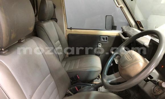 Tenga Tsaru Toyota Land Cruiser Beige Mota in Maputo in Maputo Tenga Tsaru Toyota Land Cruiser Beige Mota in Maputo in Maputo