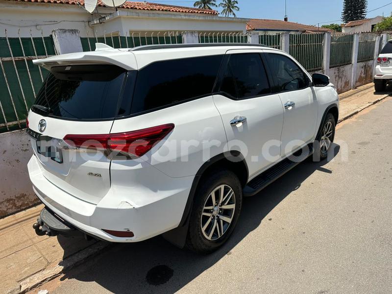 Big with watermark toyota fortuner maputo maputo 33030