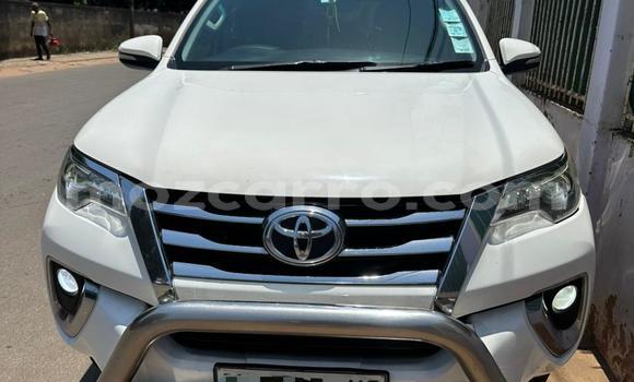 Comprar Usado Toyota Fortuner Branco Carro em Maputo em Maputo Comprar Usado Toyota Fortuner Branco Carro em Maputo em Maputo