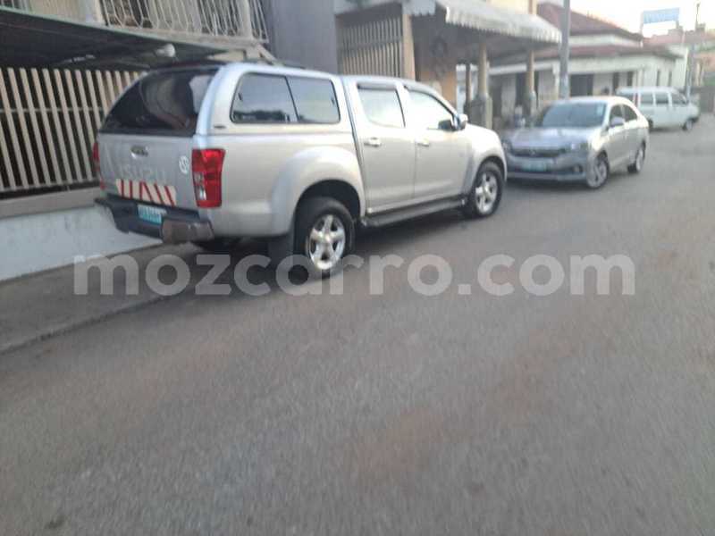 Big with watermark isuzu kb maputo maputo 33032