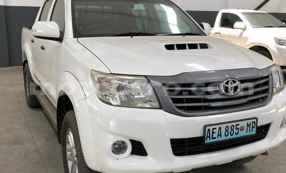 Buy Used Toyota Hilux White Car in Maputo in Maputo Buy Used Toyota Hilux White Car in Maputo in Maputo