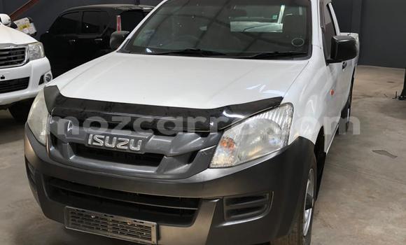 Tenga Tsaru Isuzu KB Chena Mota in Maputo in Maputo Tenga Tsaru Isuzu KB Chena Mota in Maputo in Maputo