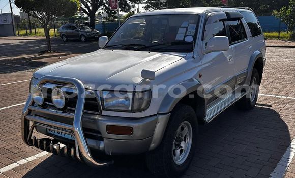 Comprar Usado Toyota Hilux Surf Branco Carro em Maputo em Maputo Comprar Usado Toyota Hilux Surf Branco Carro em Maputo em Maputo