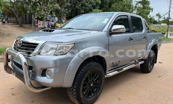 Nunua Ilio tumika Toyota Hilux Nyingine Gari ndani ya Maputo nchini Maputo Nunua Ilio tumika Toyota Hilux Nyingine Gari ndani ya Maputo nchini Maputo